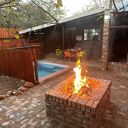 Kruger Wild Dog Inn Marloth Park Kültér fotó