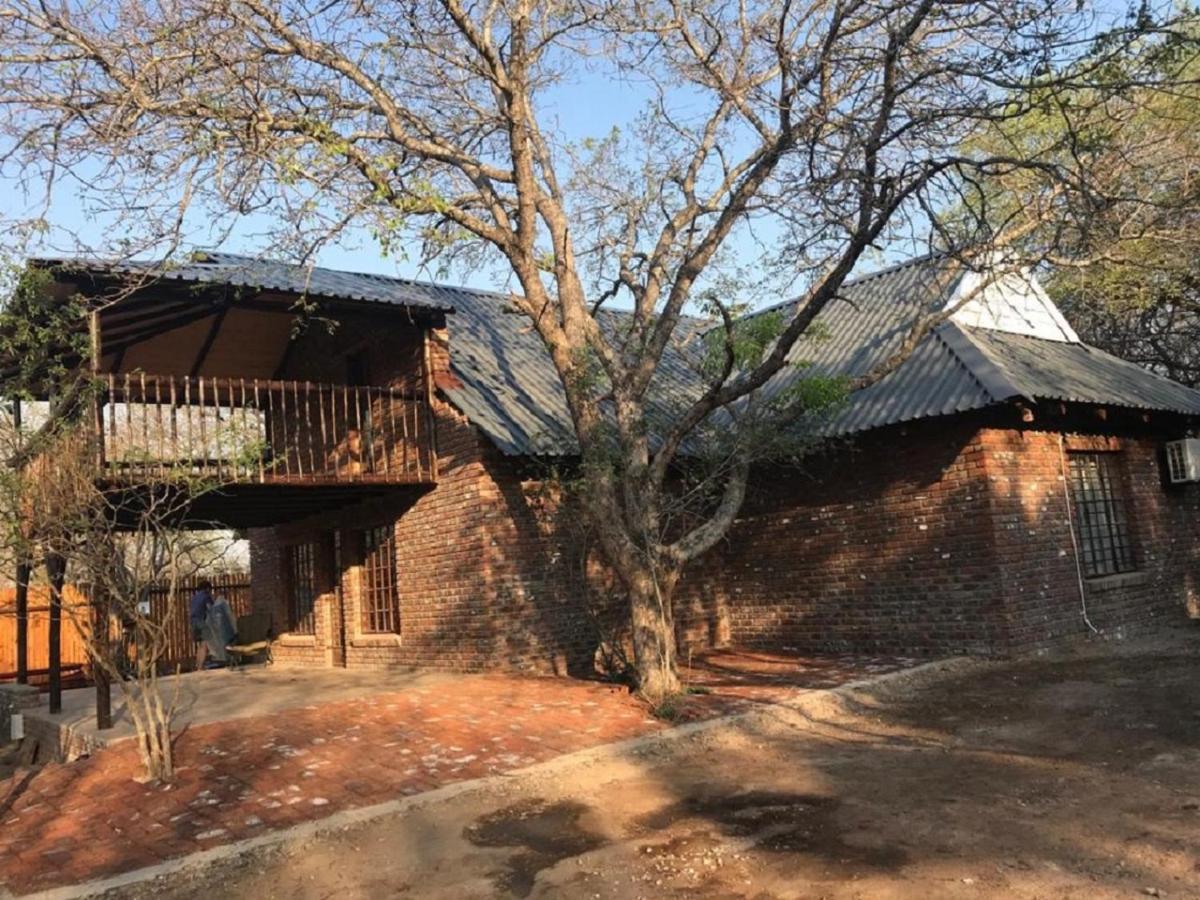 Kruger Wild Dog Inn Marloth Park Kültér fotó