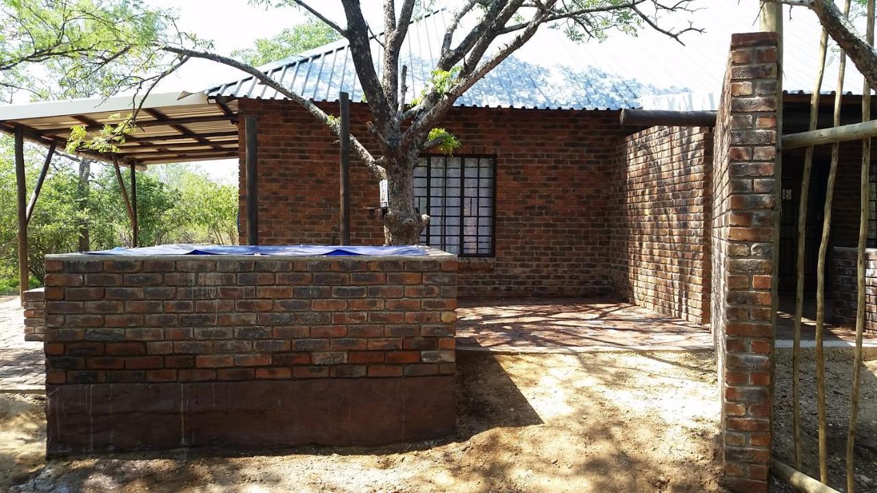 Kruger Wild Dog Inn Marloth Park Kültér fotó