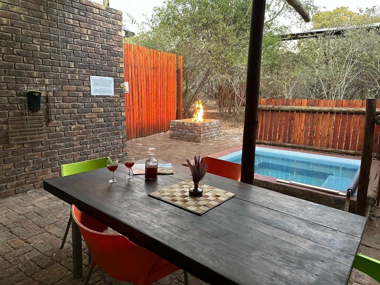 Kruger Wild Dog Inn Marloth Park Kültér fotó